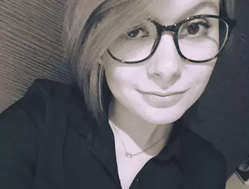 Découvrez le témoignage d'Anais Dun, étudiante en Bachelor Communication & Web Marketing!